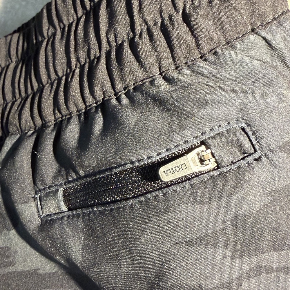 Vuori Clementine Shorts Womens Sz L Black Camo 3" Lined Athletic Running Gym - Picture 3 of 8